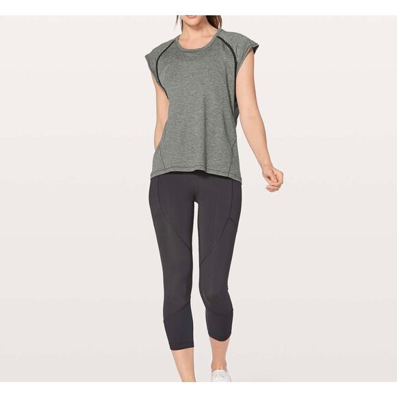 Lululemon Stop Drop & Squat Short Sleeve Heathered Black Top Size M - Picture 4 of 9